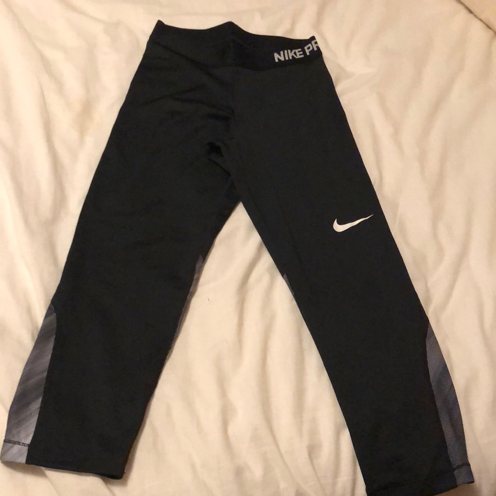 Nike Pro dri-fit leggings - Picture 2 of 5